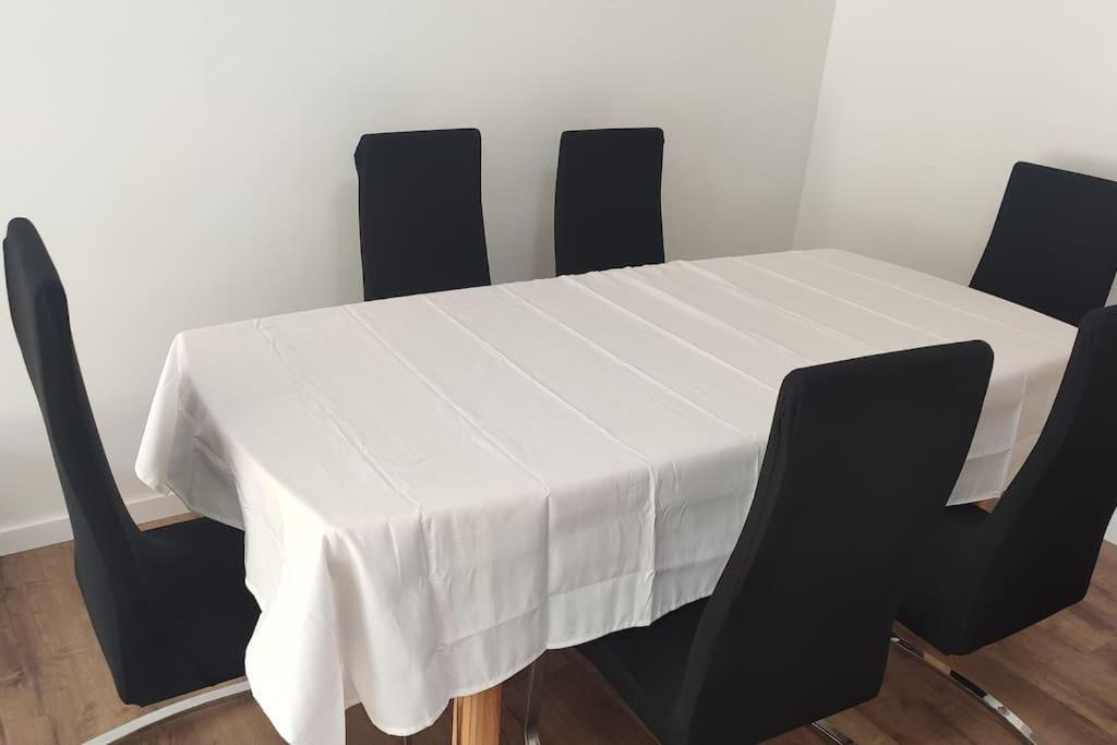 Neue 90 Qm 2-Zimmerwohnung Naehe Koeln Odenthal Bagian luar foto